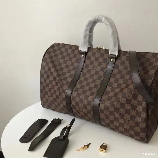 45 Vuitton Keepall Louis 0310