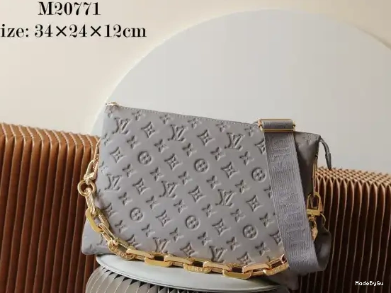 VUITTON MM-34*24*12cm COUSSIN LOUIS 0320