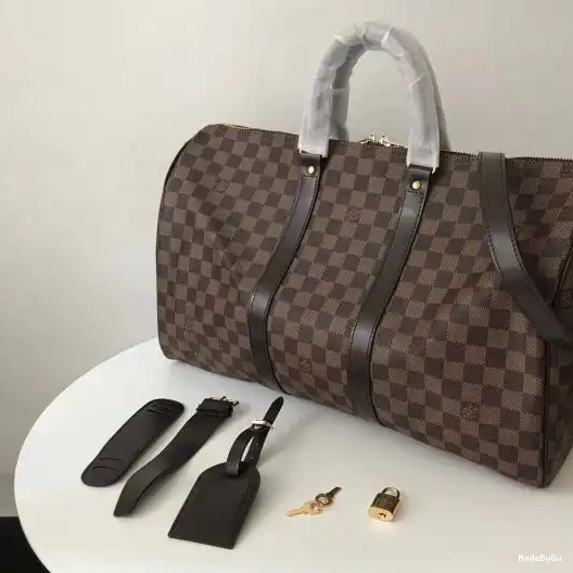 45 Vuitton Keepall Louis 0310