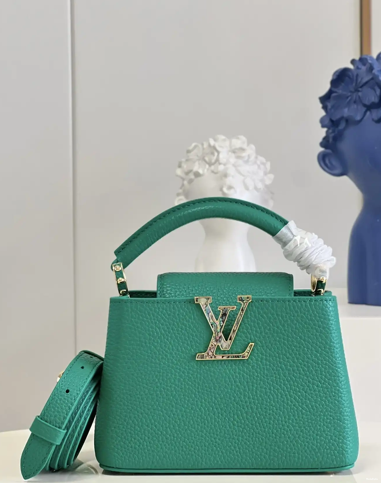 MINI CAPUCINES VUITTON LOUIS 0313