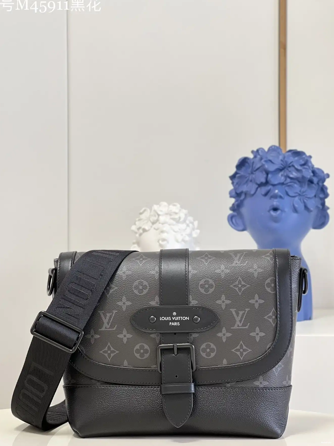 LOUIS SAUMUR MESSENGER VUITTON 0310