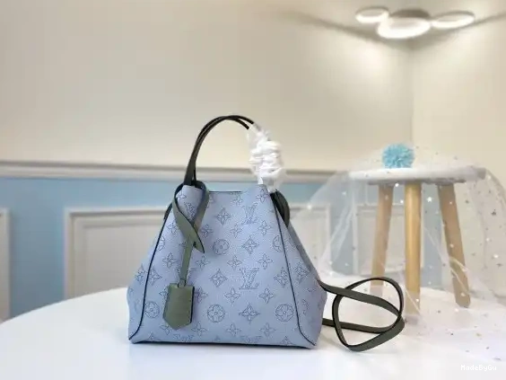 VUITTON LOUIS PM HINA 0310