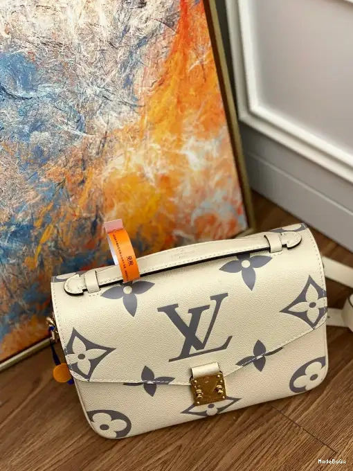 LOUIS MÉTIS VUITTON POCHETTE 0313