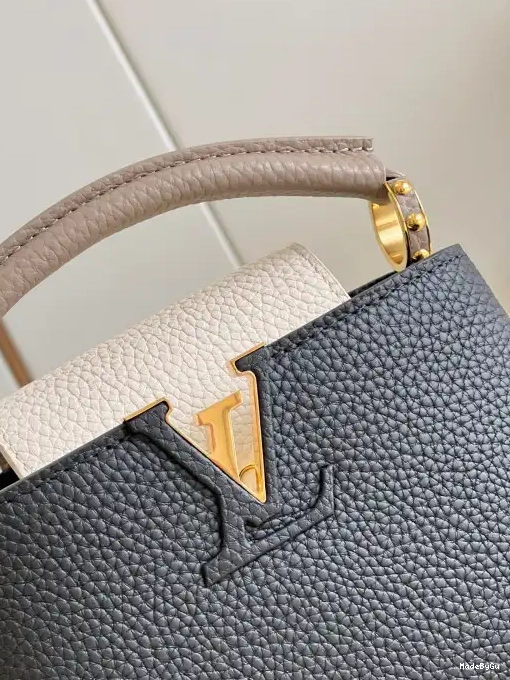 VUITTON LOUIS MINI CAPUCINES 0316