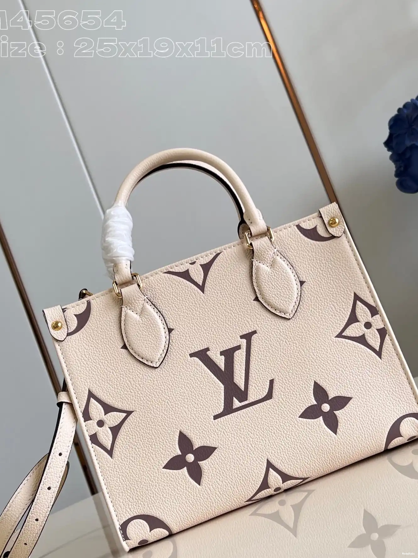 PM VUITTON ONTHEGO LOUIS 0310