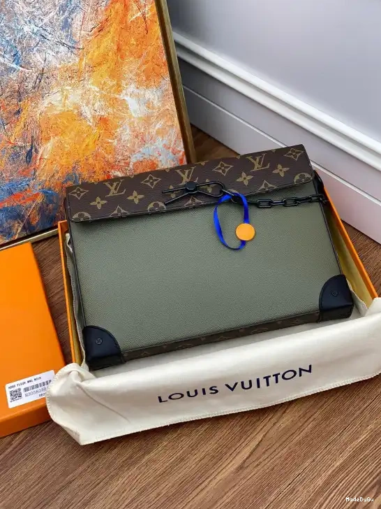 VUITTON VOYAGE STEAMER LOUIS POCHETTE 0318