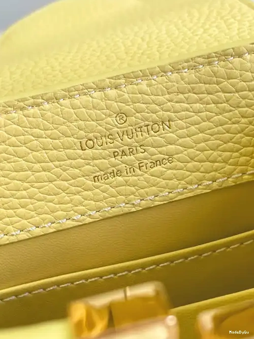 LOUIS MINI CAPUCINES VUITTON 0310