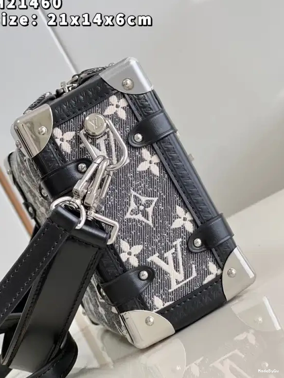 LOUIS SIDE MM VUITTON TRUNK 0313