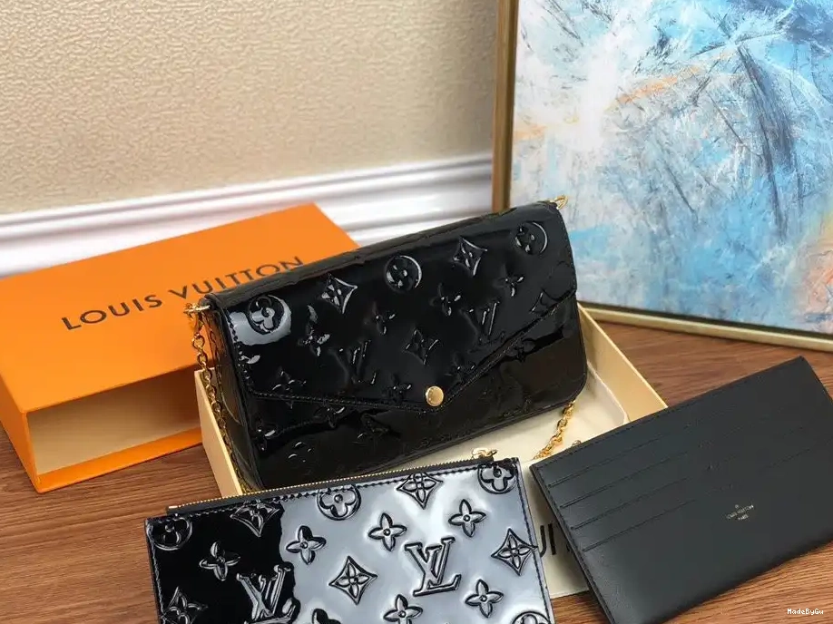 LOUIS VUITTON POCHETTE FÉLICIE 0315