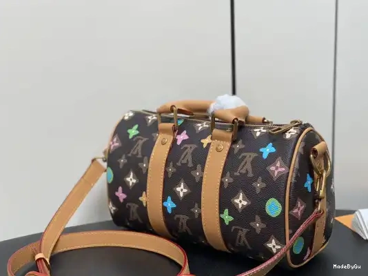 25 Louis Vuitton SPEEDY 0311